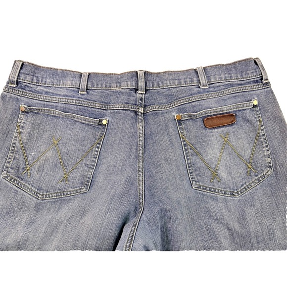 Wrangler Retro Jeans Mens Blue Denim Relaxed Boot Cut Western 40x32 (40x29) - Picture 4 of 11